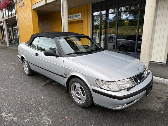 Saab 9-3 13 of 26