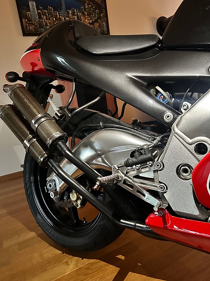 Aprilia RS 250 Racing 6 of 9