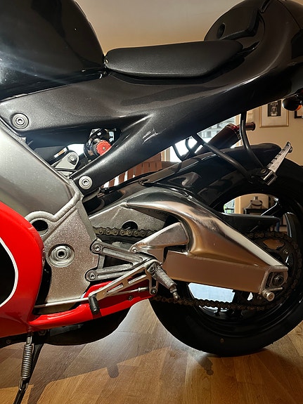 Aprilia RS 250 Racing 7 of 9