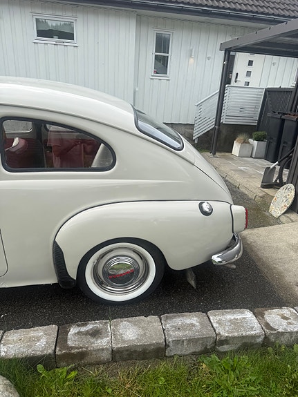 Volvo PV 15 of 21