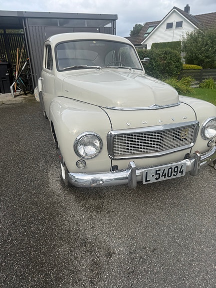 Volvo PV 6 of 21
