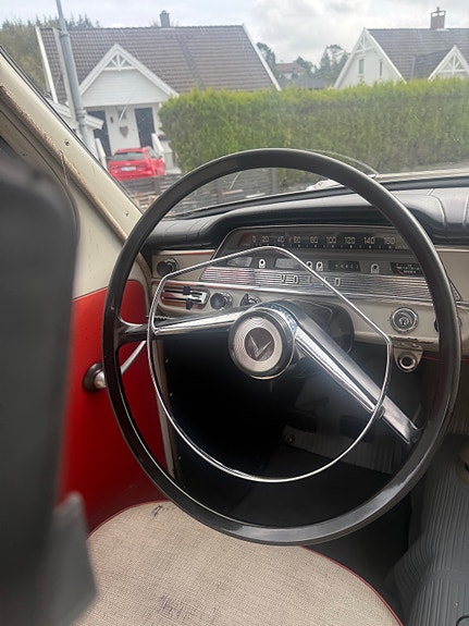 Volvo PV 7 of 21