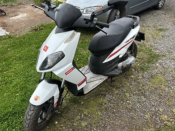 Derbi Variant Sport 2 of 7