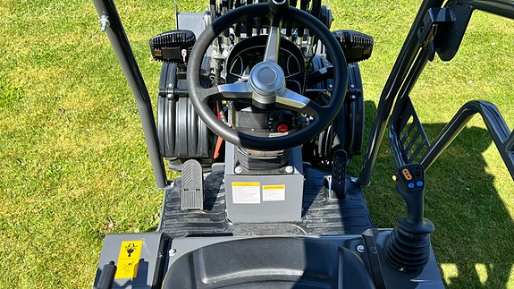 Job-Man 600 Plus Perkins motor 25 hk 6 of 11