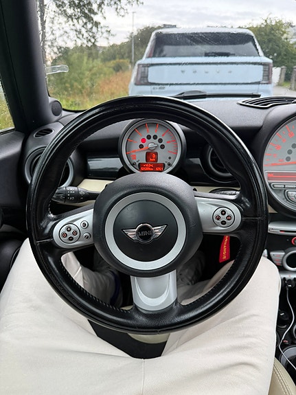 MINI Cooper 5 of 15