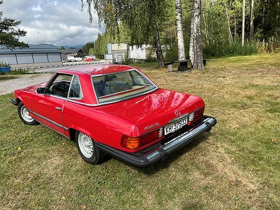 Mercedes-Benz 450 SL 6 of 7