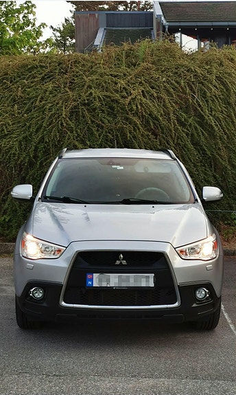Mitsubishi ASX 2 of 4