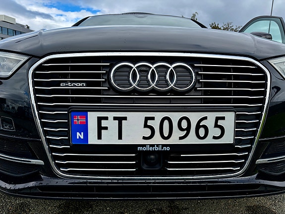 Audi e-tron 16 of 22