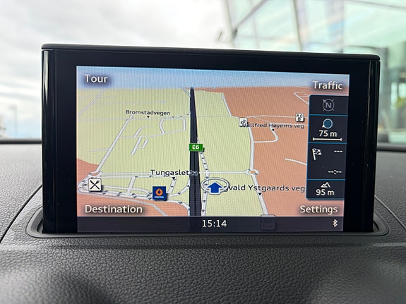Audi e-tron 13 of 22