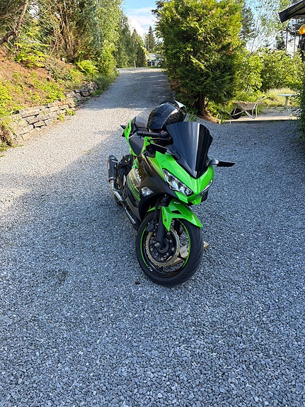Kawasaki Ninja 400 3 of 8