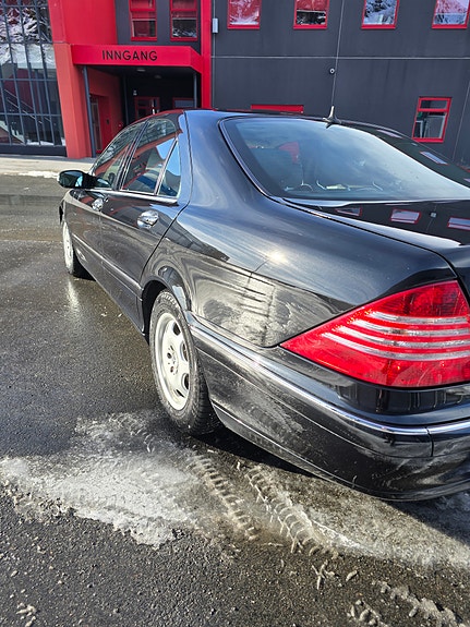Mercedes-Benz S320 5 of 24