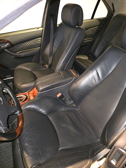Mercedes-Benz S320 12 of 24