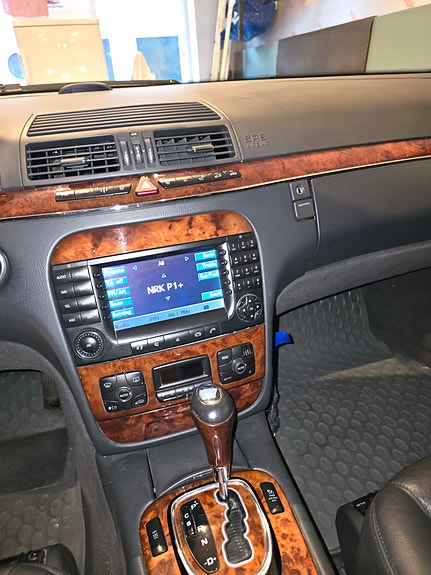 Mercedes-Benz S320 19 of 24