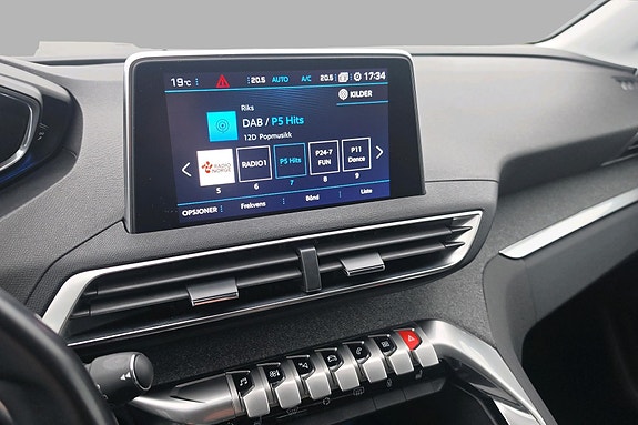Peugeot 5008 24 of 30