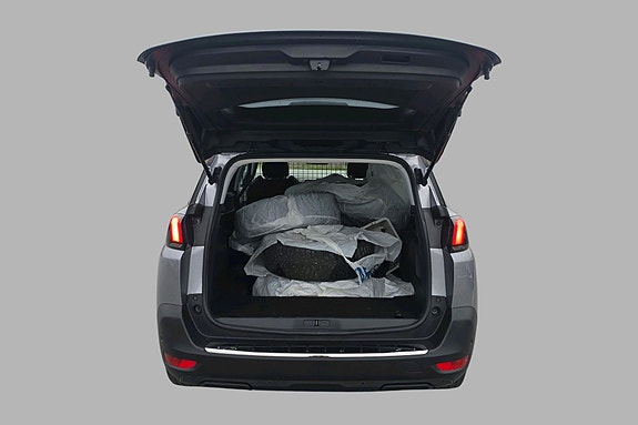Peugeot 5008 19 of 30