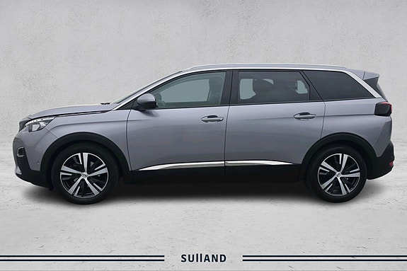 Peugeot 5008 2 of 30
