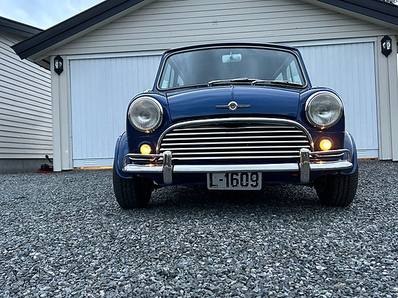 Austin Mini 3 of 8