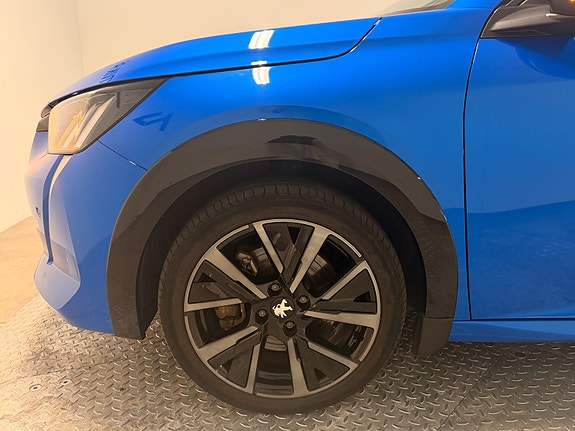 Peugeot 208 9 of 30