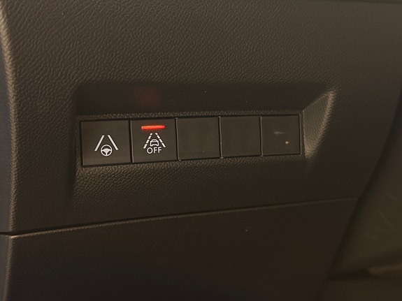 Peugeot 208 25 of 30