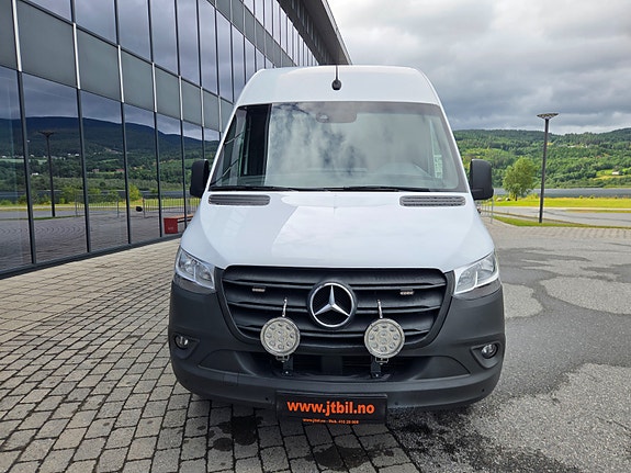 Mercedes-Benz Sprinter 516 7 of 23