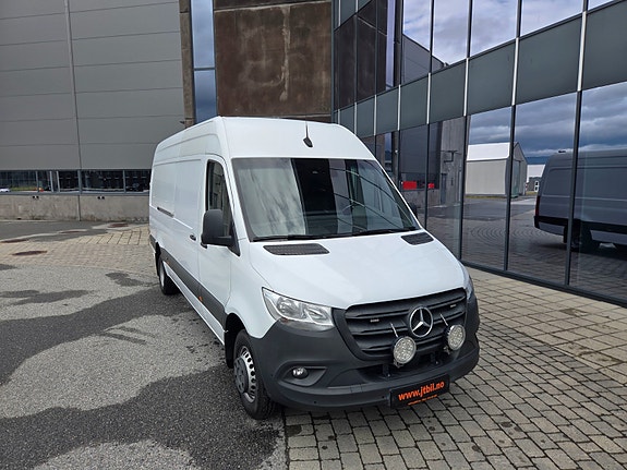 Mercedes-Benz Sprinter 516 5 of 23