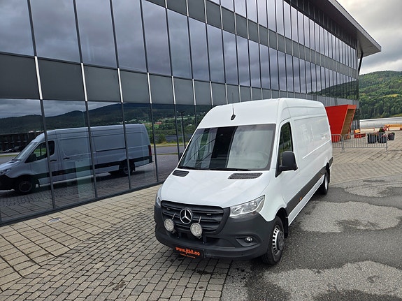 Mercedes-Benz Sprinter 516 3 of 23