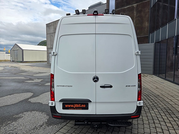 Mercedes-Benz Sprinter 516 10 of 23