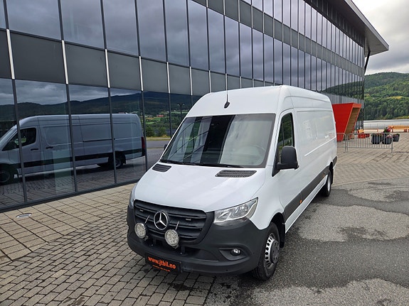 Mercedes-Benz Sprinter 516 4 of 23