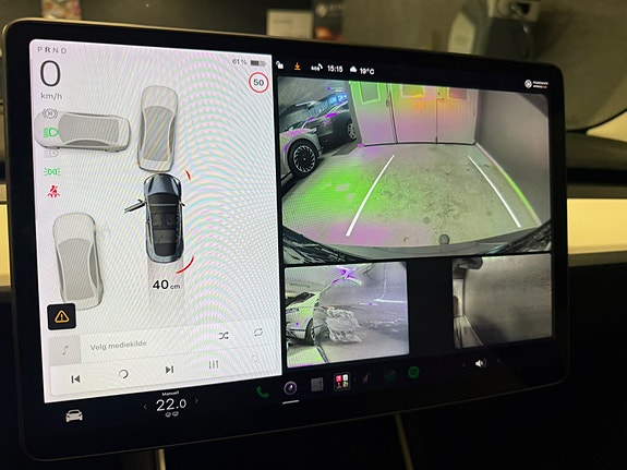 Tesla Model 3 16 of 18