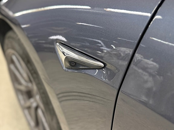 Tesla Model 3 8 of 18