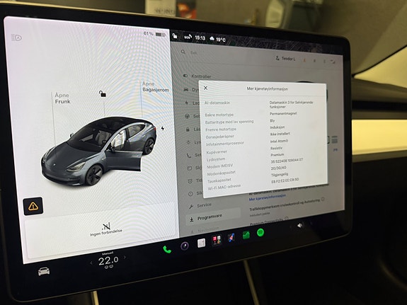 Tesla Model 3 15 of 18