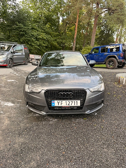 Audi A5 2 of 16