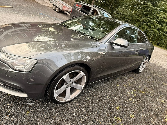 Audi A5 3 of 16
