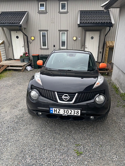 Nissan Juke 2 of 9