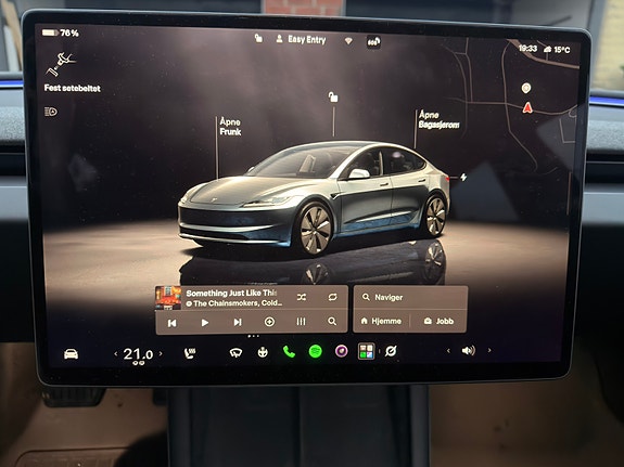 Tesla Model 3 9 of 26