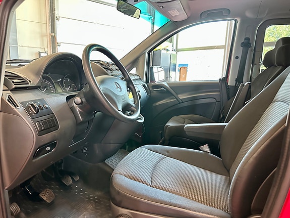 Mercedes-Benz Vito 113 9 of 20