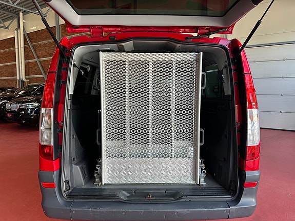 Mercedes-Benz Vito 113 18 of 20