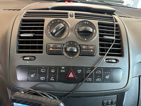 Mercedes-Benz Vito 113 15 of 20