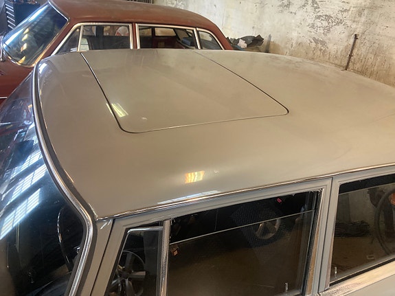 Mercedes-Benz 230 7 of 30