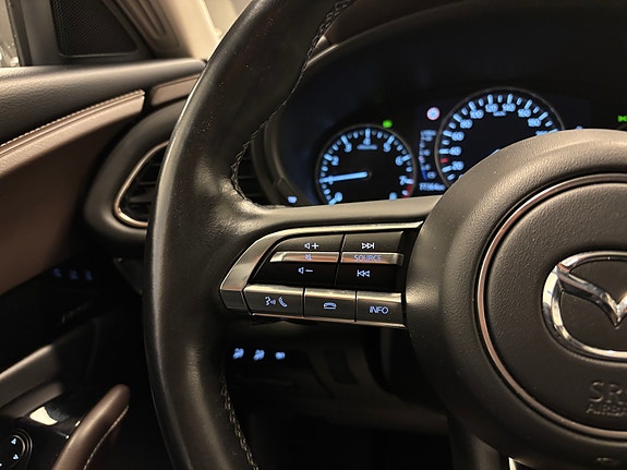 Mazda CX-30 16 of 30