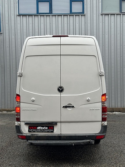 Mercedes-Benz Sprinter 316 10 of 30
