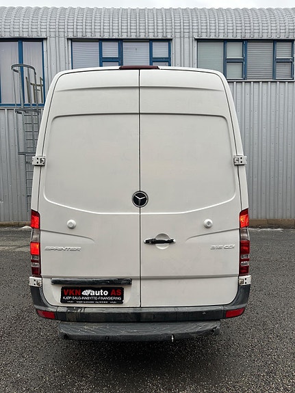 Mercedes-Benz Sprinter 316 9 of 30
