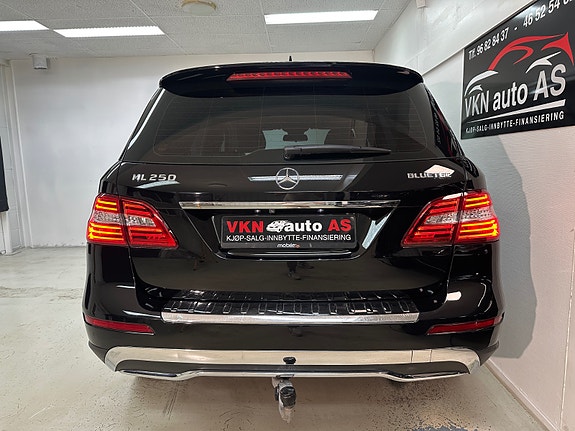 Mercedes-Benz ML250 16 of 30