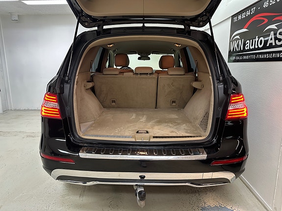Mercedes-Benz ML250 19 of 30