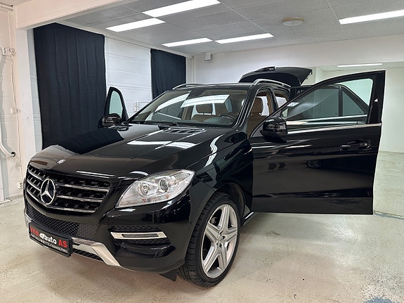 Mercedes-Benz ML250 7 of 30