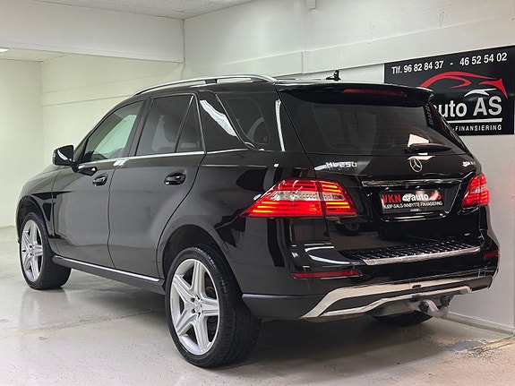 Mercedes-Benz ML250 15 of 30