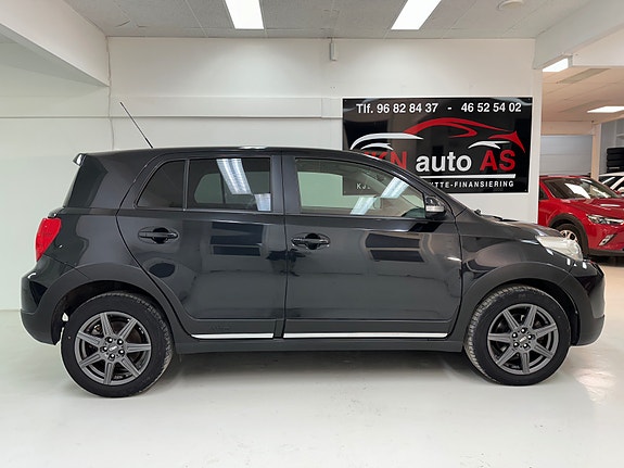 Toyota Urban Cruiser 4 of 21