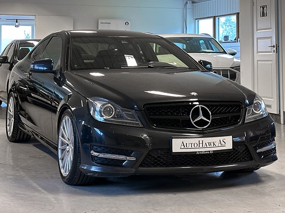 Mercedes-Benz C180 3 of 30