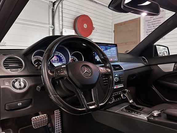 Mercedes-Benz C180 7 of 30