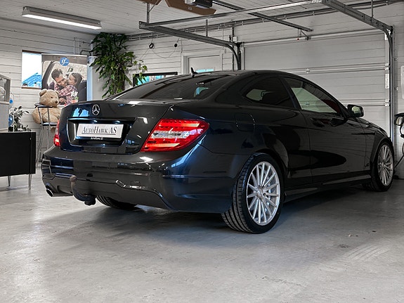 Mercedes-Benz C180 4 of 30